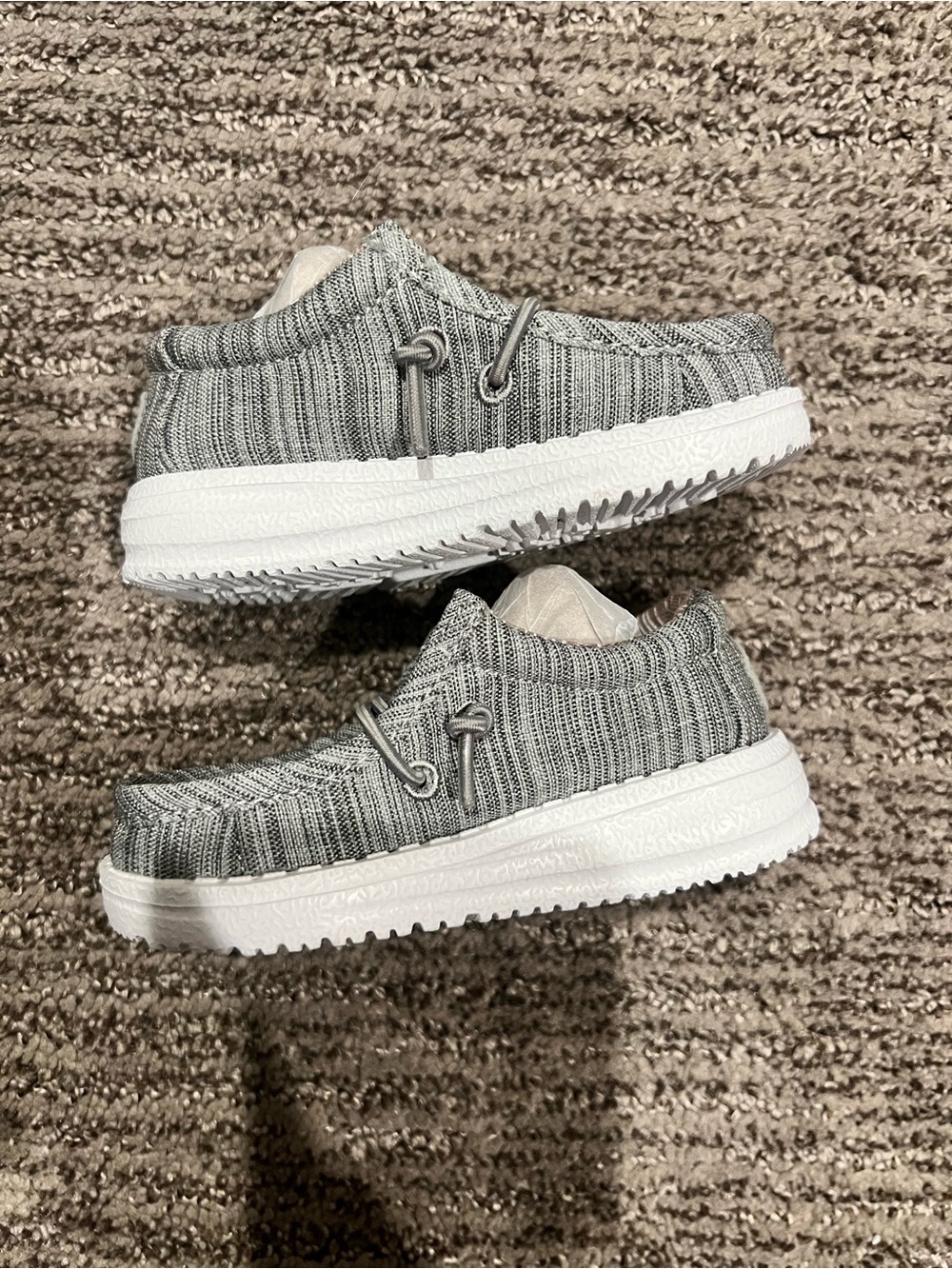 Hey Dude Toddler Size 5 Shoes in Gray - Picture 9 of 12